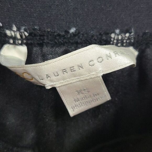 LC Lauren Conrad Boho Chic Soft Black Lace Overlay Swing Lined Skirt XS - Picture 6 of 9